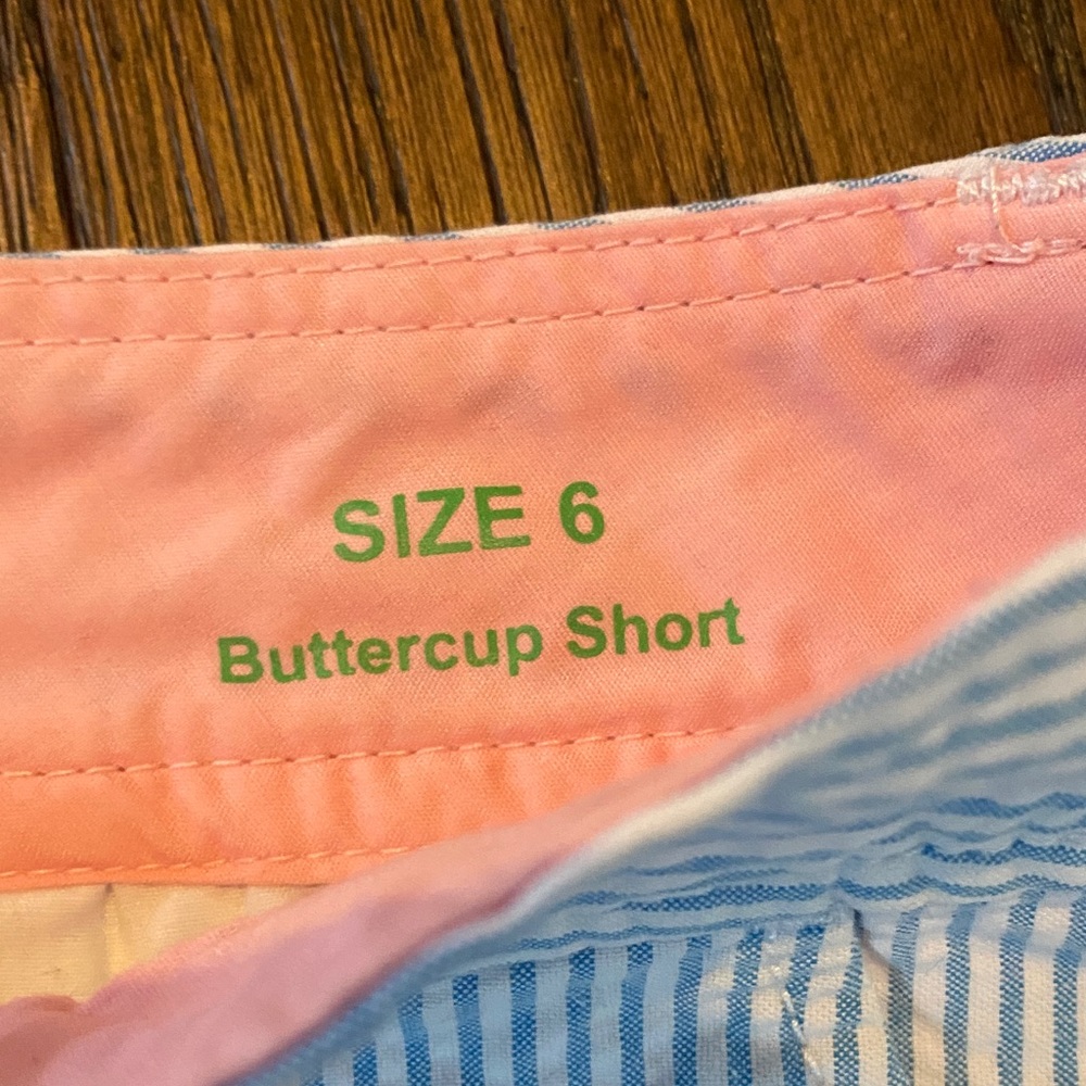 Lilly Blue & White Seersucker Buttercup Shorts - Sz 6 - Picture 2 of 4